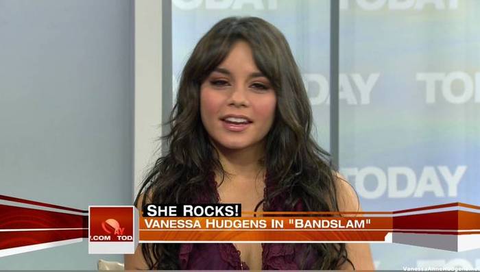 vanessaannehudgens_net-tvshow-todayshow-04aug09-HDcap1397
