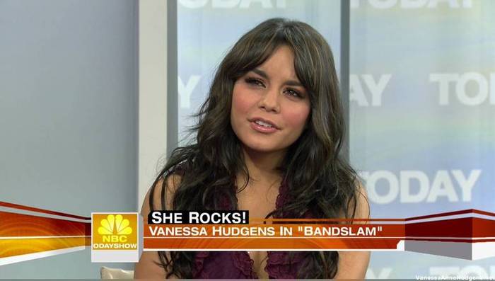 vanessaannehudgens_net-tvshow-todayshow-04aug09-HDcap1408