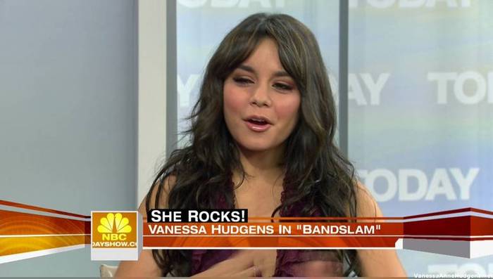 vanessaannehudgens_net-tvshow-todayshow-04aug09-HDcap1411