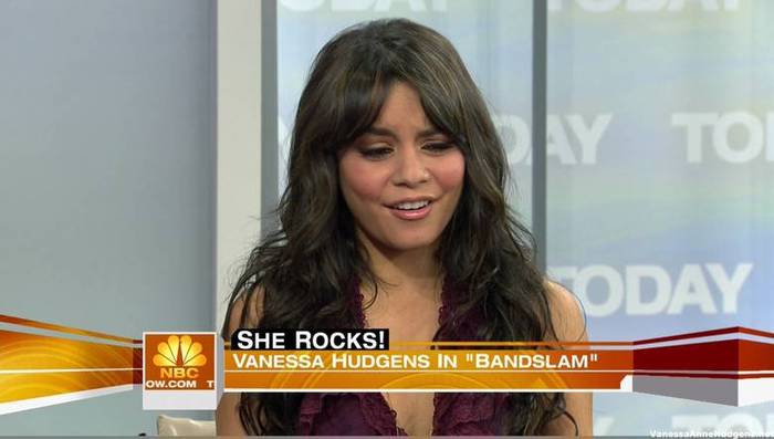 vanessaannehudgens_net-tvshow-todayshow-04aug09-HDcap1419