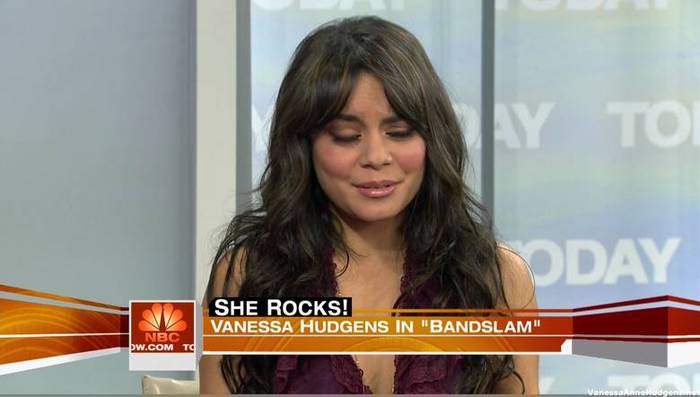 vanessaannehudgens_net-tvshow-todayshow-04aug09-HDcap1420