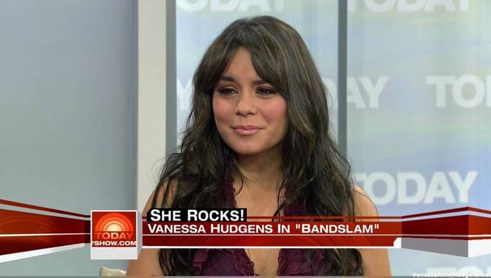 vanessaannehudgens_net-tvshow-todayshow-04aug09-HDcap1441