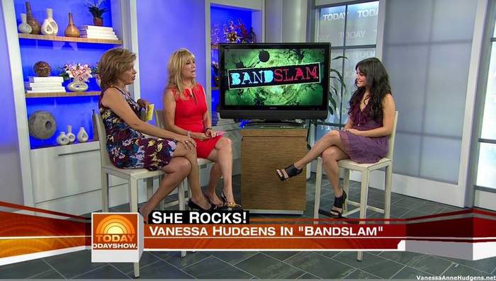vanessaannehudgens_net-tvshow-todayshow-04aug09-HDcap1454