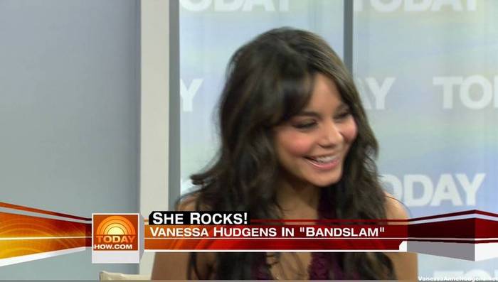 vanessaannehudgens_net-tvshow-todayshow-04aug09-HDcap1463
