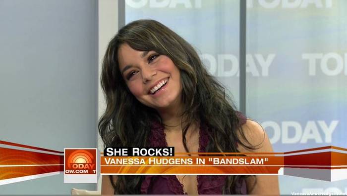 vanessaannehudgens_net-tvshow-todayshow-04aug09-HDcap1465