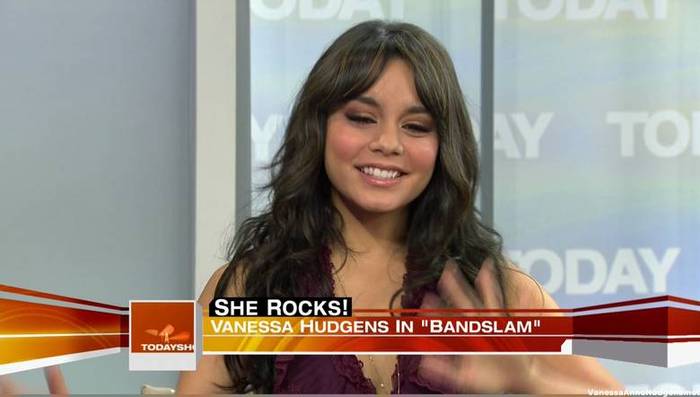 vanessaannehudgens_net-tvshow-todayshow-04aug09-HDcap1503