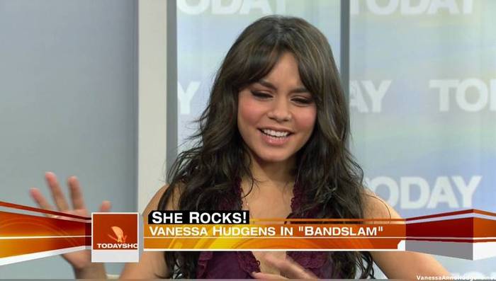 vanessaannehudgens_net-tvshow-todayshow-04aug09-HDcap1504