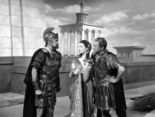 Vivien Leigh in rolul Cleopatrei