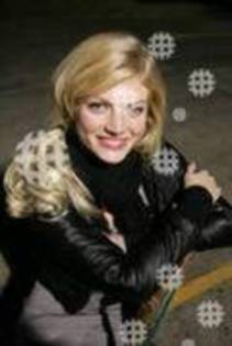 WSJXMRNUDNOJZOFYWTN - cariba heine