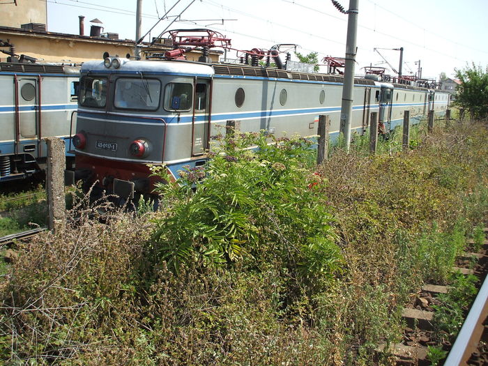 LOCOMOTIVA CU NR 40-0917-1 - LOCOMOTIVE NOI