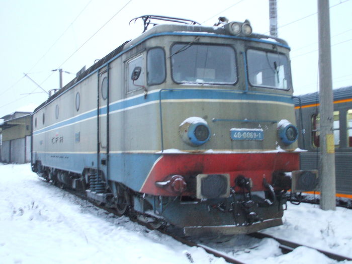 LOCOMOTIVA CU NR 40-0069-1 - LOCOMOTIVE VECHI