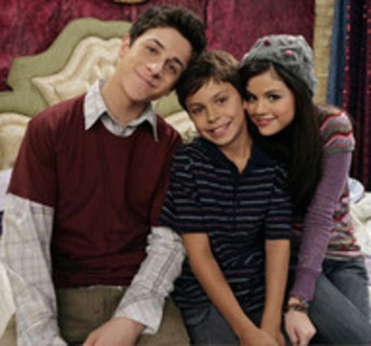 GDMAGTVAFODHSLCVPJA - magicienii din waverly place