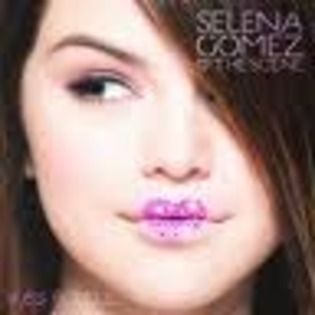 iti plac buzele mele?? - selena gomez