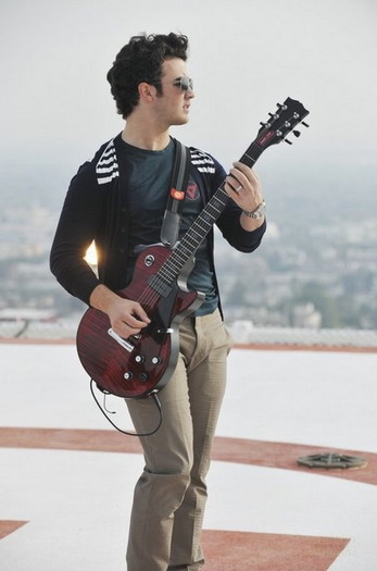 Kevin Jonas - Jonas Brothers