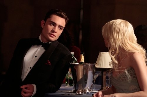 25 - Gossip Girl