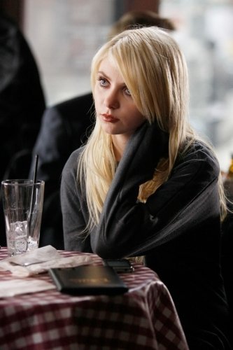 80 - Gossip Girl
