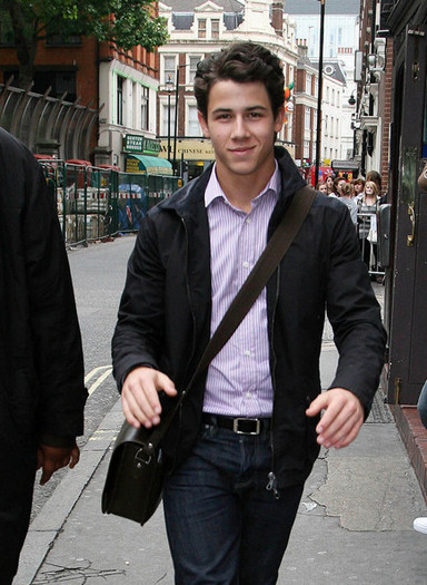 Nick+takes+a+break+6nEqAqRpu8ol - Arriving at Queens Theatre for Les Miserables Rehearsals