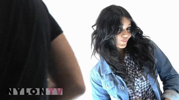 t - 0-Vanessa Hudgens-0
