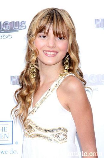 bella_thorne_2438381