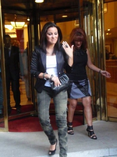 1220403 - 0-Maite Perroni-0