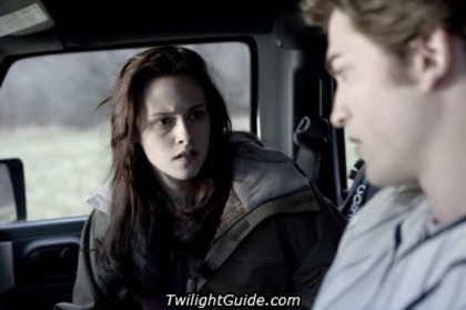 bella-edward-talking - Twilight Amurg