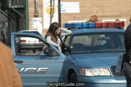 bella-swan-police