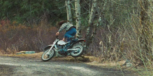 bella-off-bike - Twilight New Moon