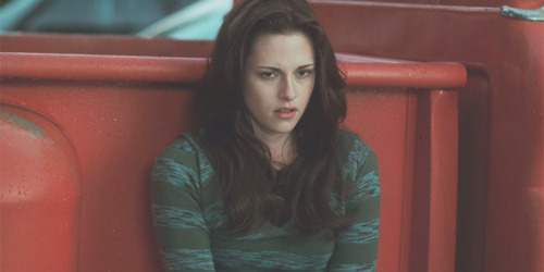 bella-truck-new-moon - Twilight New Moon