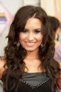 imagesCAM5FA19 - demi lovato