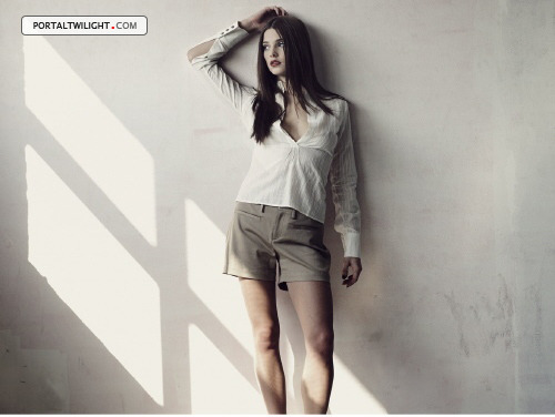 EIJXTEVCJKMNORDIWBX - Ashley Greene