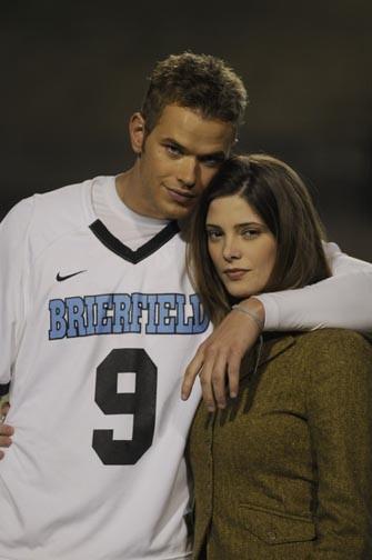 FJHRXJZCBVXOPGYCFJK - Ashley Greene