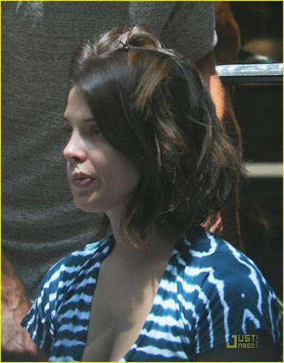 YDDEPYIGTZIGYSGBHWB - Ashley Greene