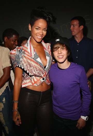 Justin Bieber Rihanna and Justin[1] - Justin Bieber