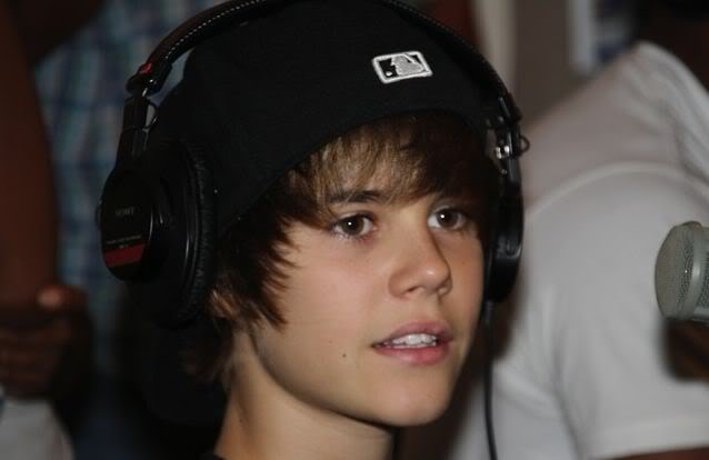 justin-bieber[2] - Justin Bieber
