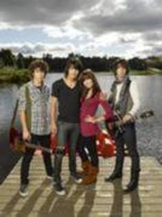 PJNWEZKCJMJQWAUOVDP - camp rock