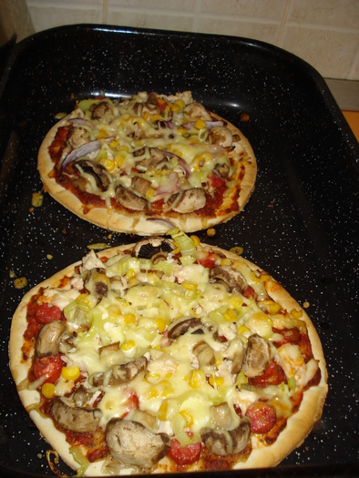 PIZZA
