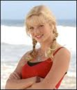 26 - Cariba Heine