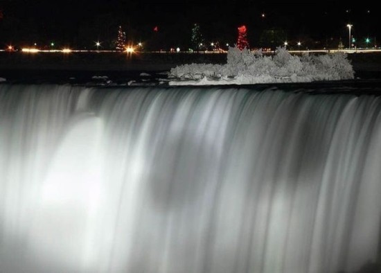 1259869385_niagara-6