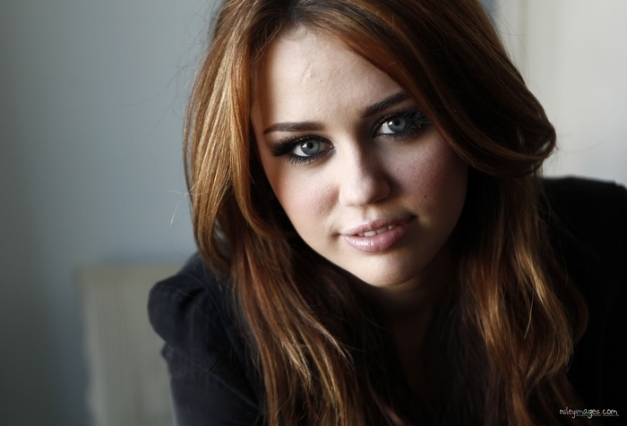 7 - miley cyrus sedinta photo 11