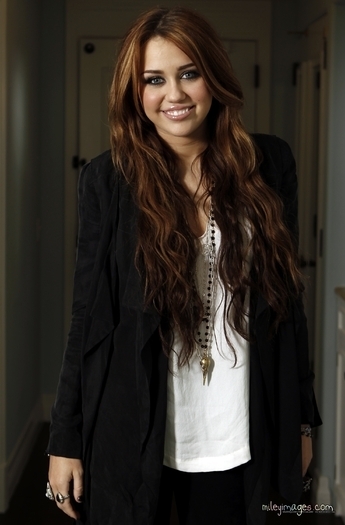 11 - miley cyrus sedinta photo 11