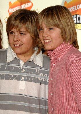 Dylan-Sprouse-1217837042 - Dylan si Cole Sprouse