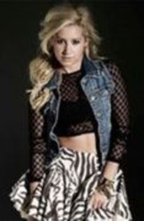 15360124_QBONKQJKZ - poze ashley tisdale