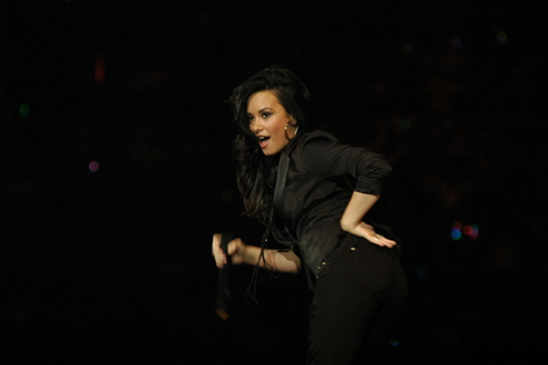 tumblr_l197va4tfH1qb4cm0o1_500 - Demi Lovato