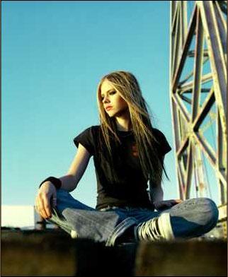0239904f108e4yo - Avril Lavigne