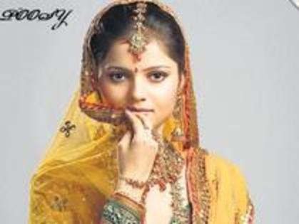 13422936_NQXJAZRLJ - radika choti bahu