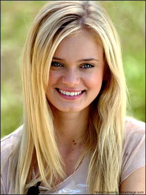 2947_sara-paxton-300a100606 - vedete disney channel