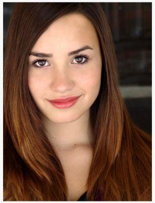 Demi_Lovato_1254690263_4