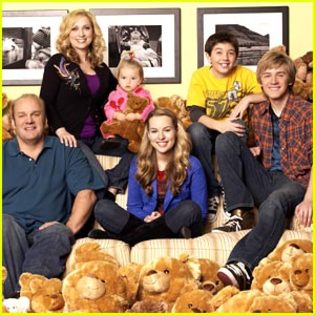 bridgit-mendler-luck-charlie