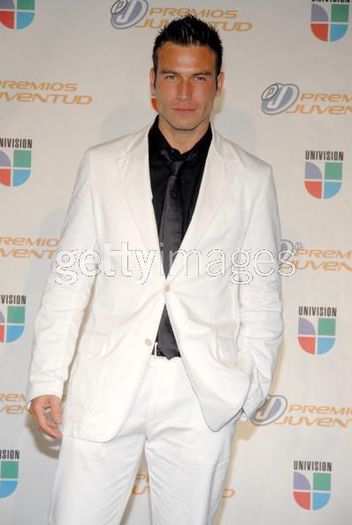  - Rafael Amaya