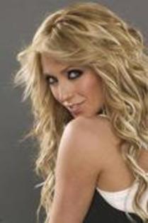 16326954_DDZFDZJAT - Club Anahi